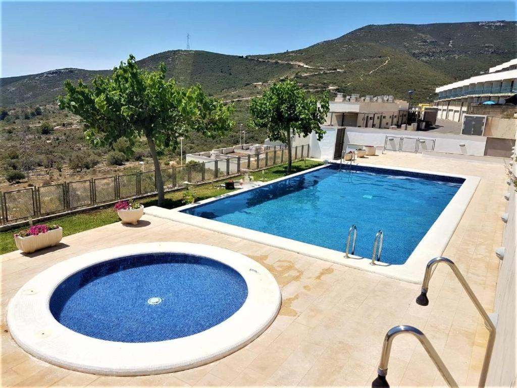 Mira D'Oro. Peniscola. Villa Luaran gambar